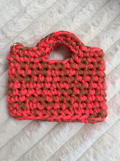 Neon Pink