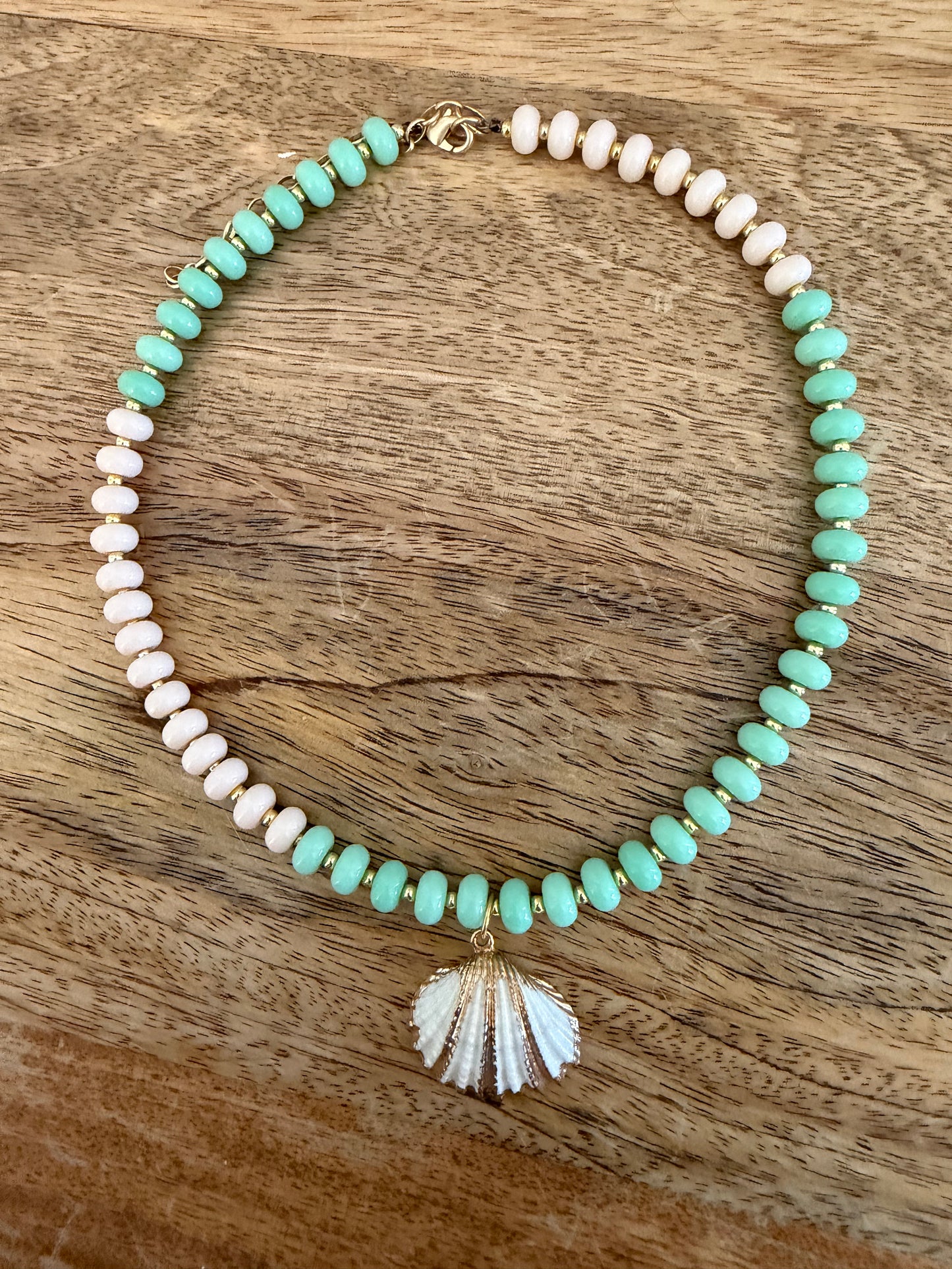 Beaded Necklace-Seashell